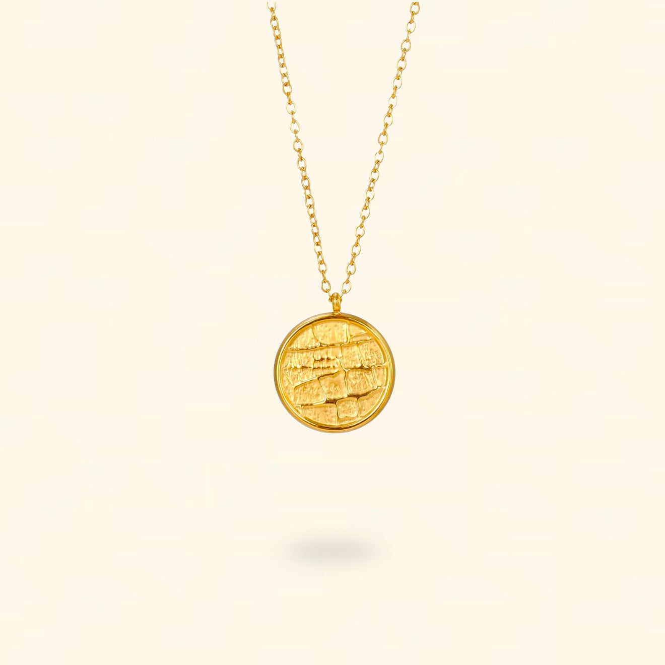 COLLAR ESENCIA DORADO