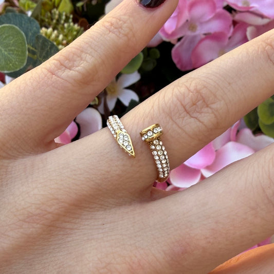ANILLO CLAVENDRA DORADO