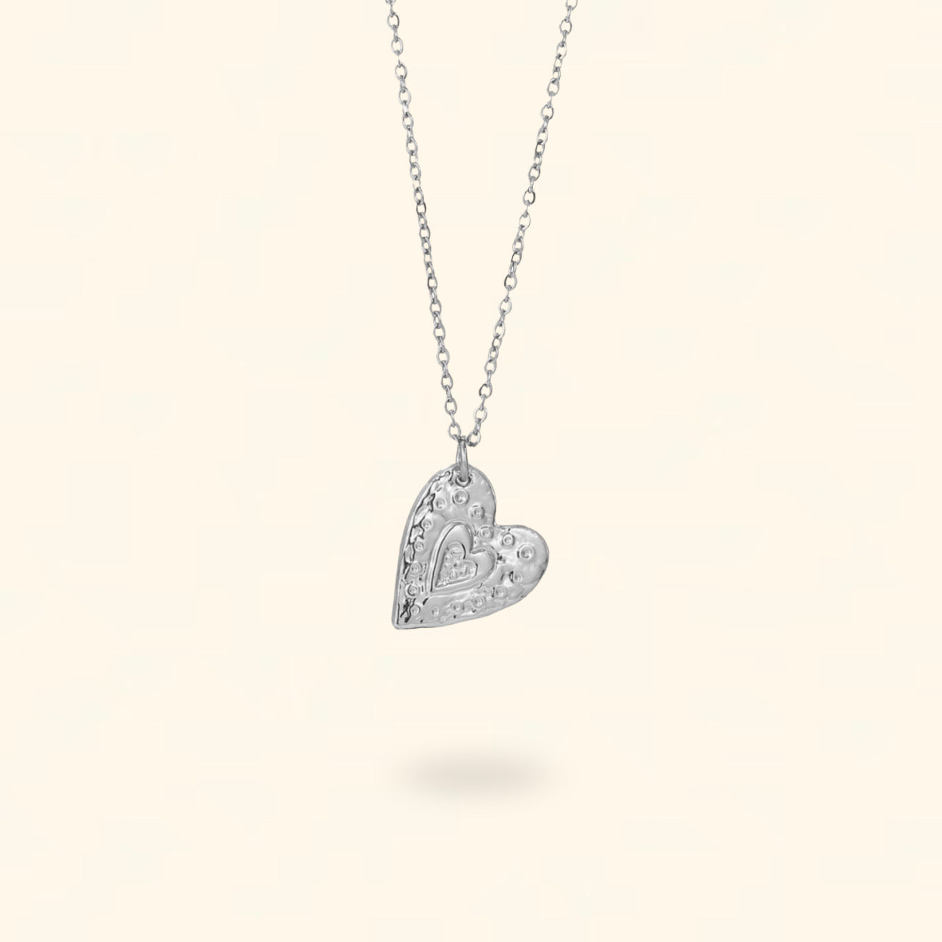 COLLAR AMORE PLATEADO