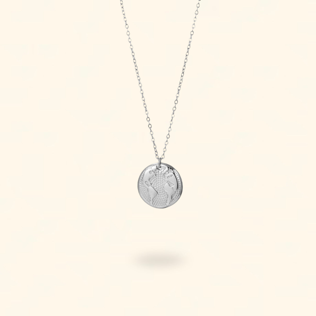 COLLAR MUNDO PLATEADO
