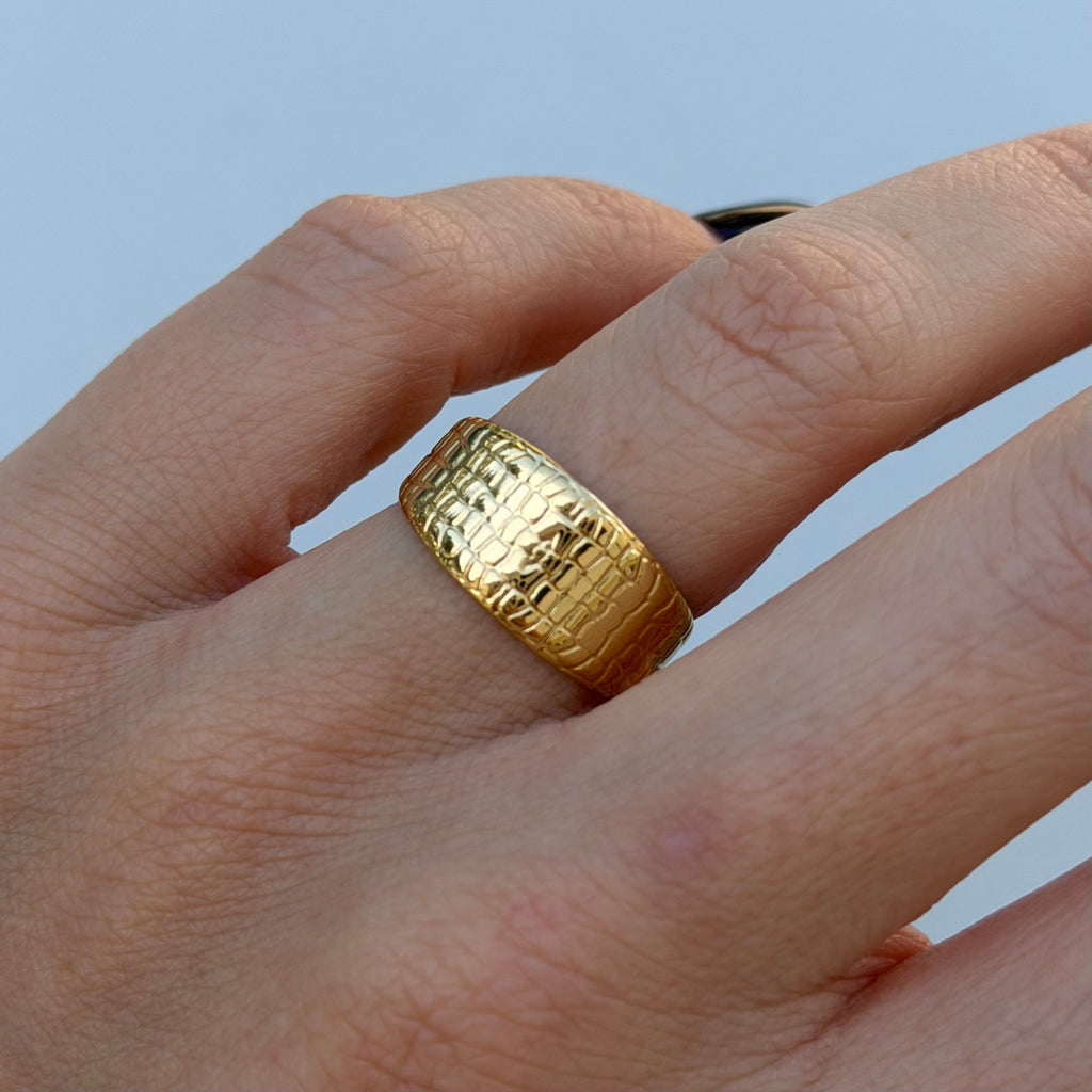 ANILLO ROYAL DORADO