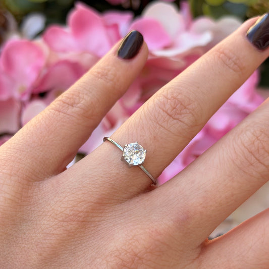 ANILLO CIRCON PLATEADO